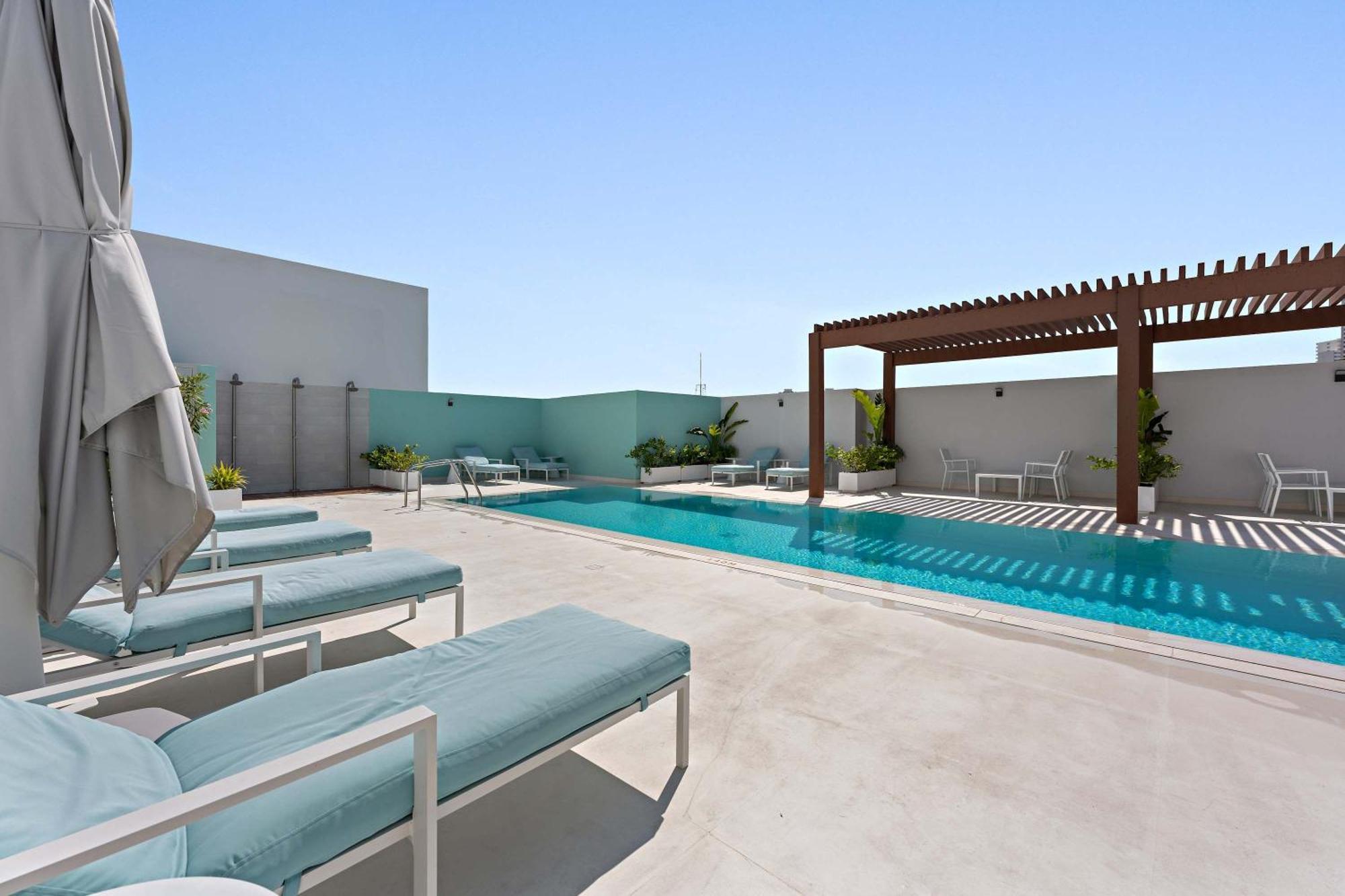 Silkhaus New Furnished In Jvc, Luma 21 *